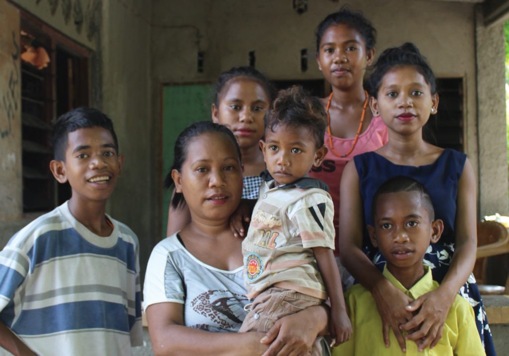 Angelina with her children Email.